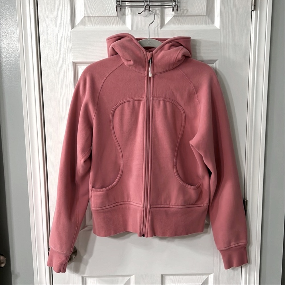 Lululemon VINTAGE Scuba!!